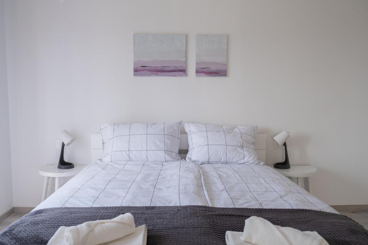 Apartma Oddih Dutovlje ภายนอก รูปภาพ